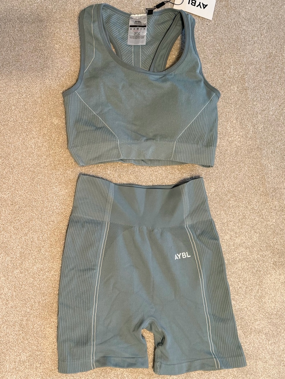 NWT- AYBL Reflex Seamless Matching Set - Sports Bra & Shorts